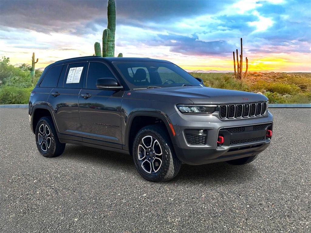used 2022 Jeep Grand Cherokee car, priced at $32,999