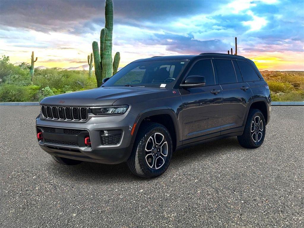 used 2022 Jeep Grand Cherokee car, priced at $32,999