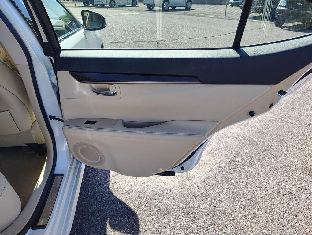 used 2014 Lexus ES 350 car, priced at $24,990