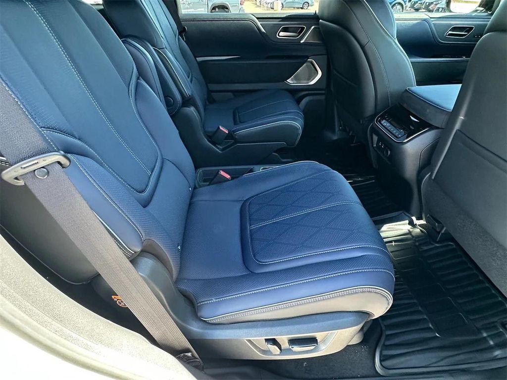 new 2026 INFINITI QX80 car, priced at $102,292