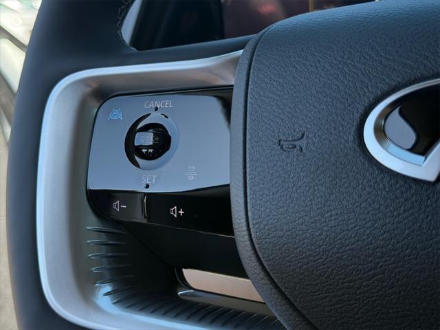new 2025 INFINITI QX80 car, priced at $89,223