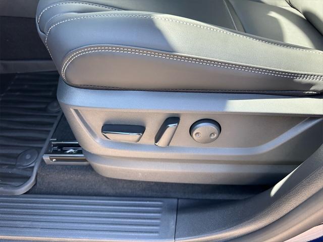 new 2025 INFINITI QX80 car, priced at $81,690
