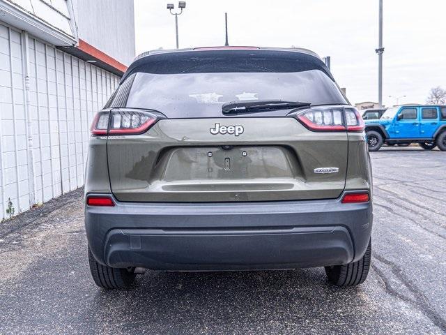 used 2019 Jeep Cherokee car, priced at $9,485