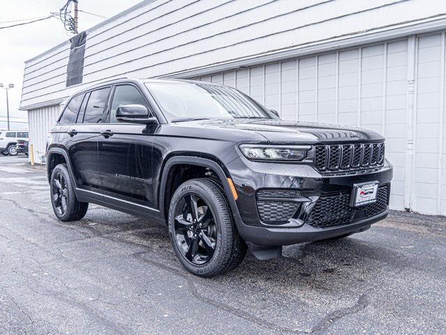 new 2024 Jeep Grand Cherokee car, priced at $47,107