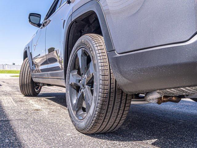 new 2024 Jeep Grand Cherokee L car, priced at $55,258