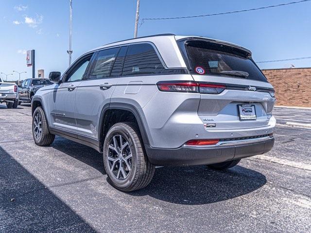 new 2024 Jeep Grand Cherokee car, priced at $50,900