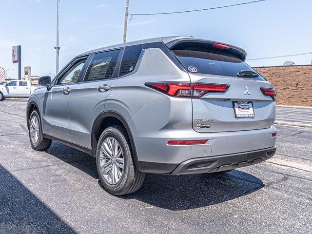 new 2024 Mitsubishi Outlander car, priced at $31,040