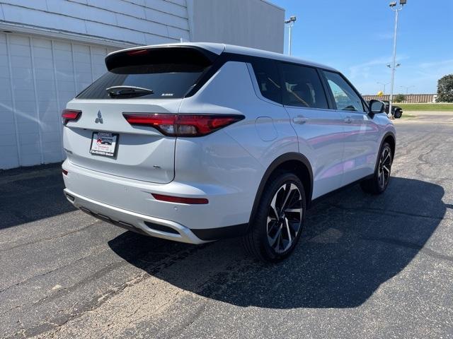 new 2024 Mitsubishi Outlander car, priced at $36,610