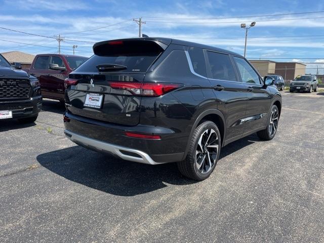 new 2024 Mitsubishi Outlander car, priced at $36,730