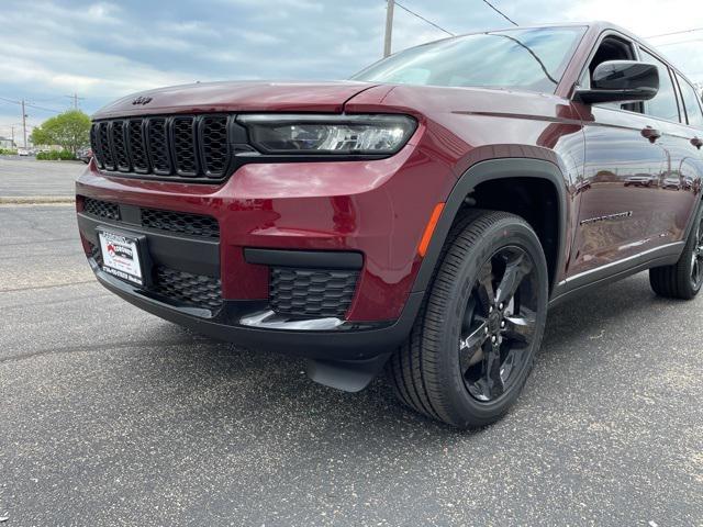 new 2024 Jeep Grand Cherokee L car, priced at $49,007