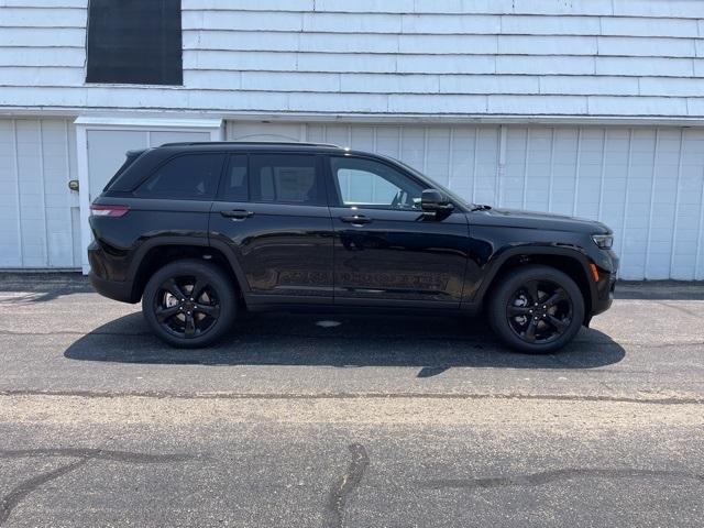 new 2024 Jeep Grand Cherokee car, priced at $53,271