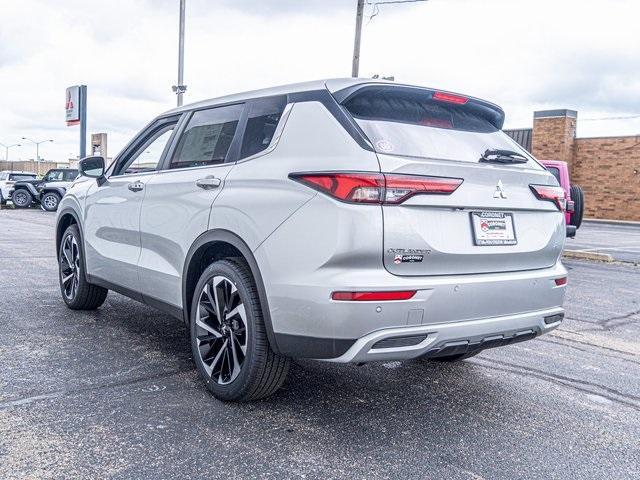 new 2024 Mitsubishi Outlander car, priced at $35,805