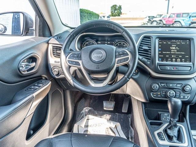 used 2017 Jeep Cherokee car, priced at $15,489