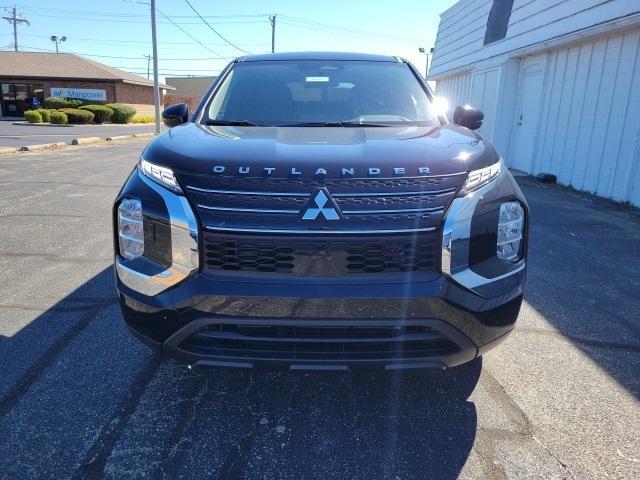 new 2024 Mitsubishi Outlander car, priced at $31,195