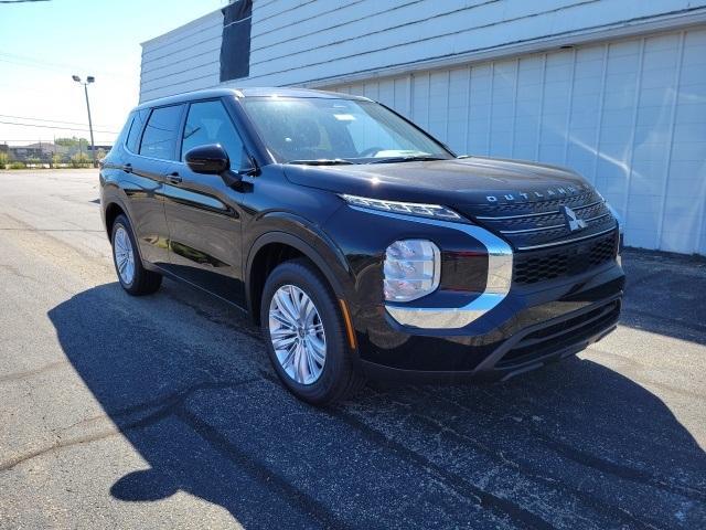 new 2024 Mitsubishi Outlander car, priced at $31,195