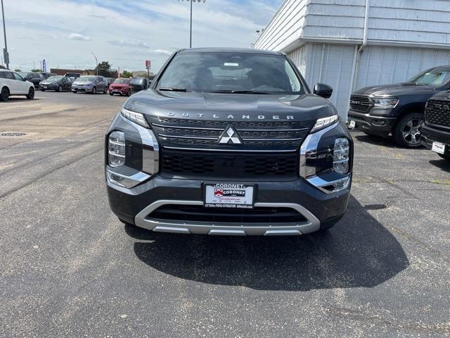 new 2024 Mitsubishi Outlander car, priced at $36,135