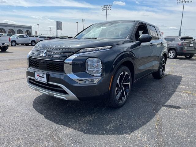 new 2024 Mitsubishi Outlander car, priced at $36,135