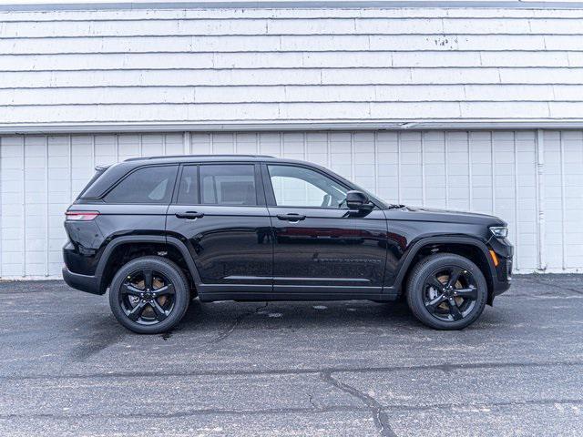 new 2024 Jeep Grand Cherokee car, priced at $48,178