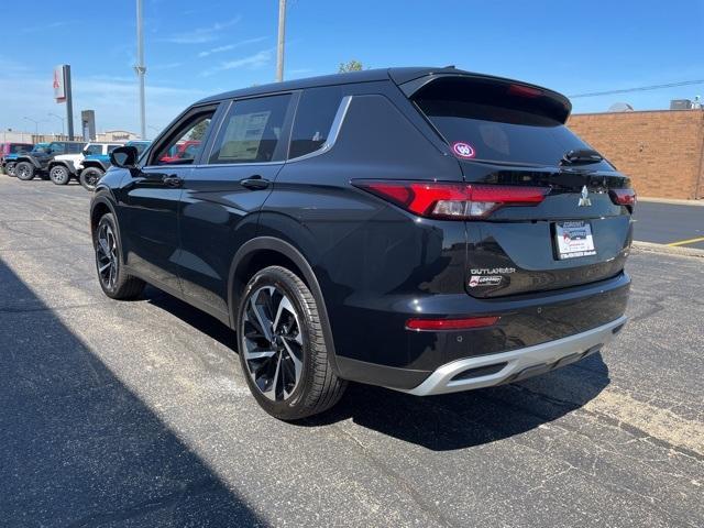 new 2024 Mitsubishi Outlander car, priced at $36,015