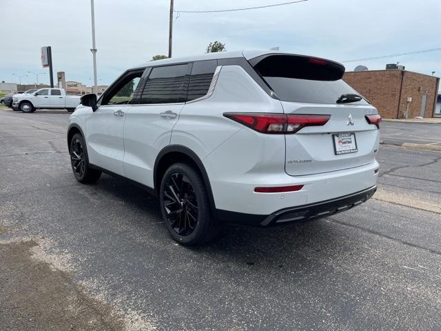 new 2024 Mitsubishi Outlander car, priced at $35,850