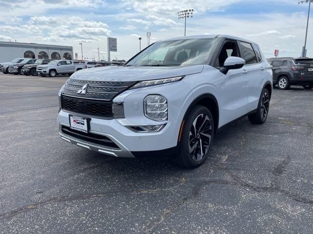 new 2024 Mitsubishi Outlander car, priced at $36,730