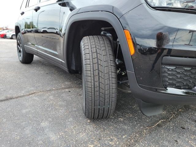 new 2024 Jeep Grand Cherokee L car, priced at $47,714