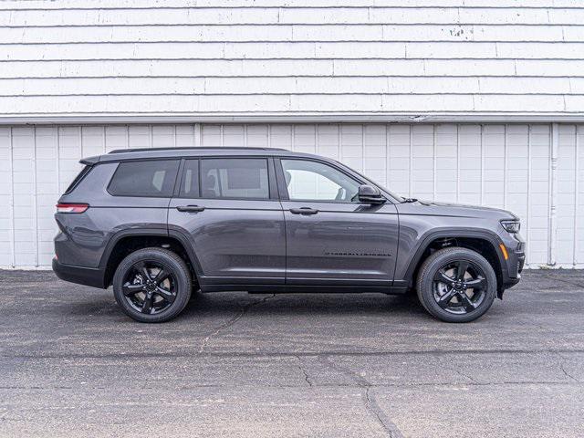 new 2024 Jeep Grand Cherokee L car, priced at $49,007