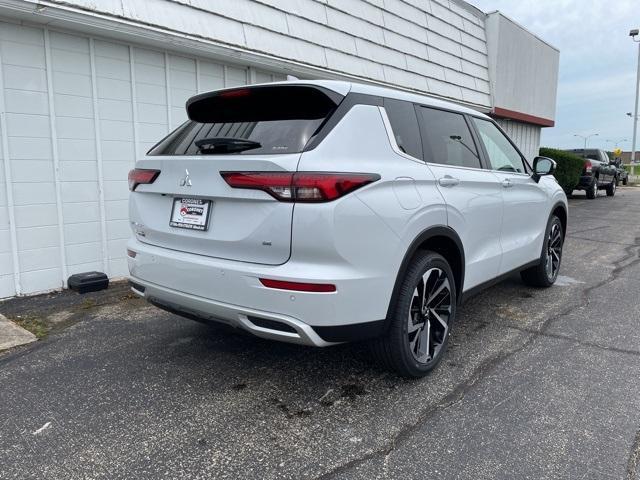 new 2024 Mitsubishi Outlander car, priced at $34,340