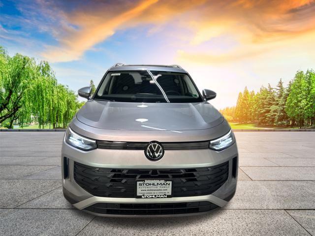 new 2025 Volkswagen Tiguan car, priced at $35,049