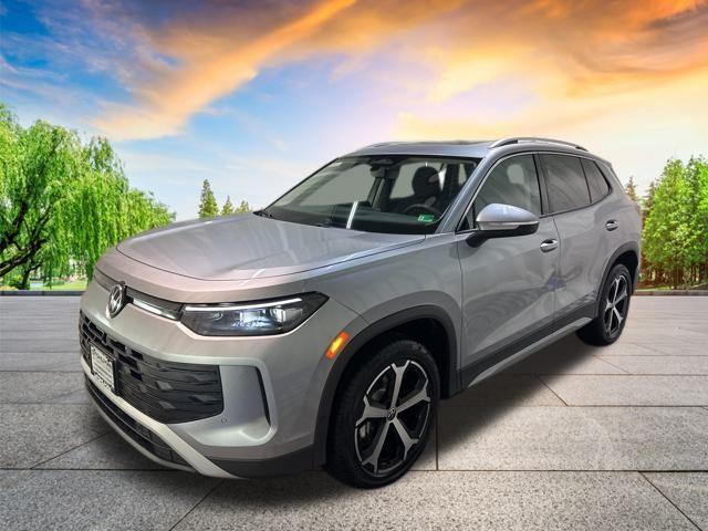 new 2025 Volkswagen Tiguan car, priced at $35,049