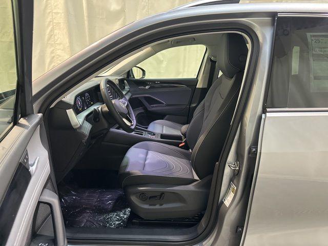 new 2025 Volkswagen Tiguan car, priced at $35,049