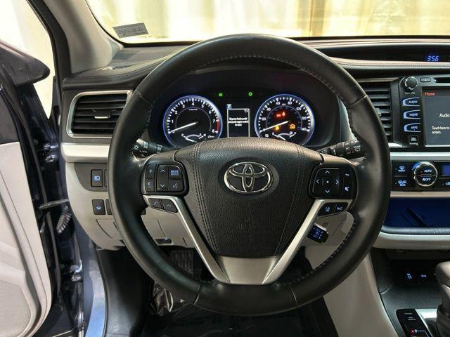used 2017 Toyota Highlander car, priced at $25,712