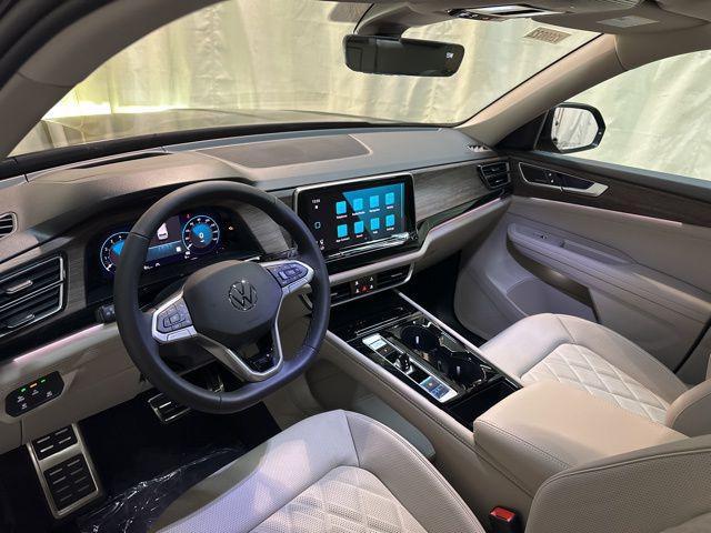 new 2026 Volkswagen Atlas car, priced at $53,345