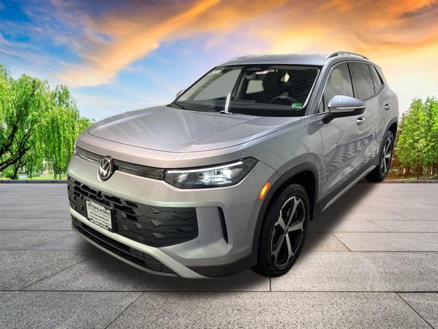 new 2025 Volkswagen Tiguan car, priced at $31,839