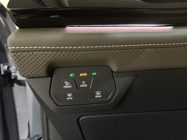 new 2025 Volkswagen Atlas car, priced at $46,971