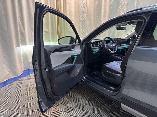 new 2026 Volkswagen Tiguan car, priced at $36,643