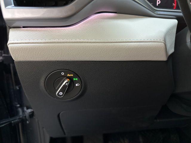 new 2025 Volkswagen Taos car, priced at $34,592