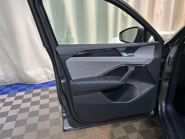 new 2025 Volkswagen Tiguan car, priced at $31,180