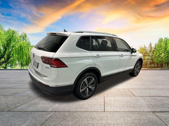 new 2024 Volkswagen Tiguan car, priced at $31,309