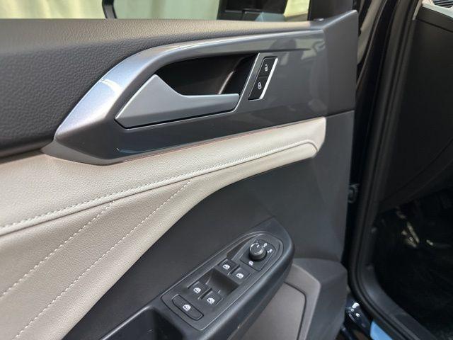 new 2025 Volkswagen Taos car, priced at $31,385