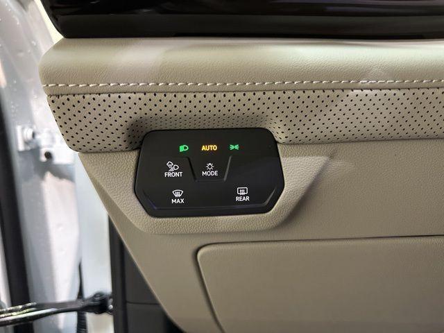 new 2026 Volkswagen Atlas car, priced at $45,825