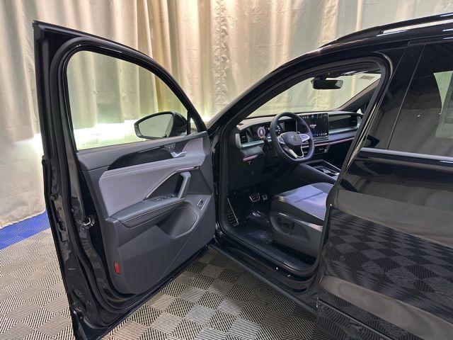 new 2026 Volkswagen Tiguan car, priced at $39,634