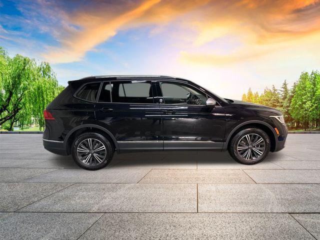 new 2024 Volkswagen Tiguan car, priced at $31,136