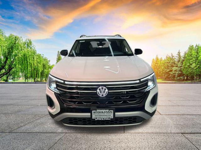 new 2024 Volkswagen Atlas car, priced at $43,308