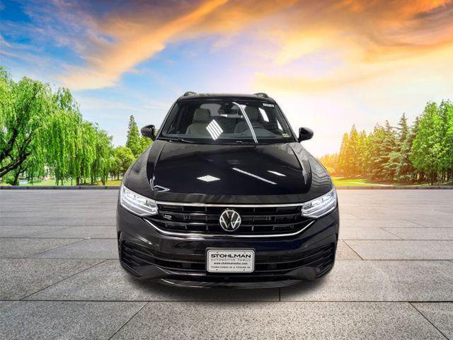 new 2024 Volkswagen Tiguan car, priced at $33,077