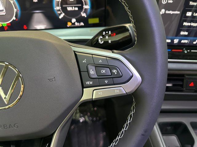 new 2025 Volkswagen Tiguan car, priced at $34,017