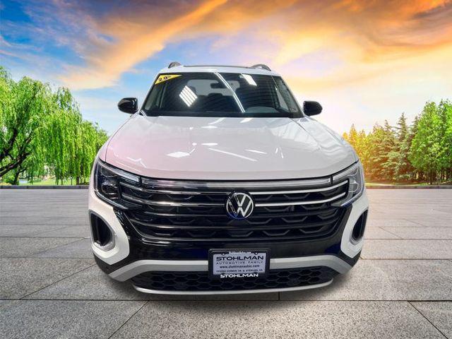 new 2024 Volkswagen Atlas car, priced at $42,589