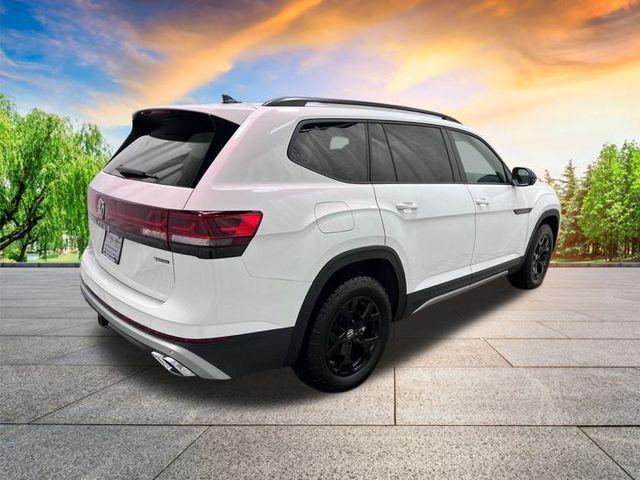 new 2024 Volkswagen Atlas car, priced at $42,589