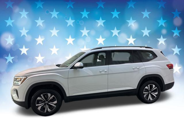 new 2026 Volkswagen Atlas car, priced at $42,384