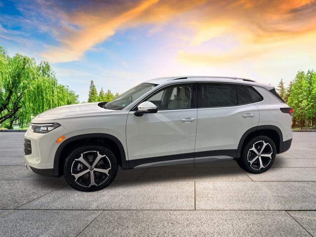 new 2025 Volkswagen Tiguan car, priced at $33,291